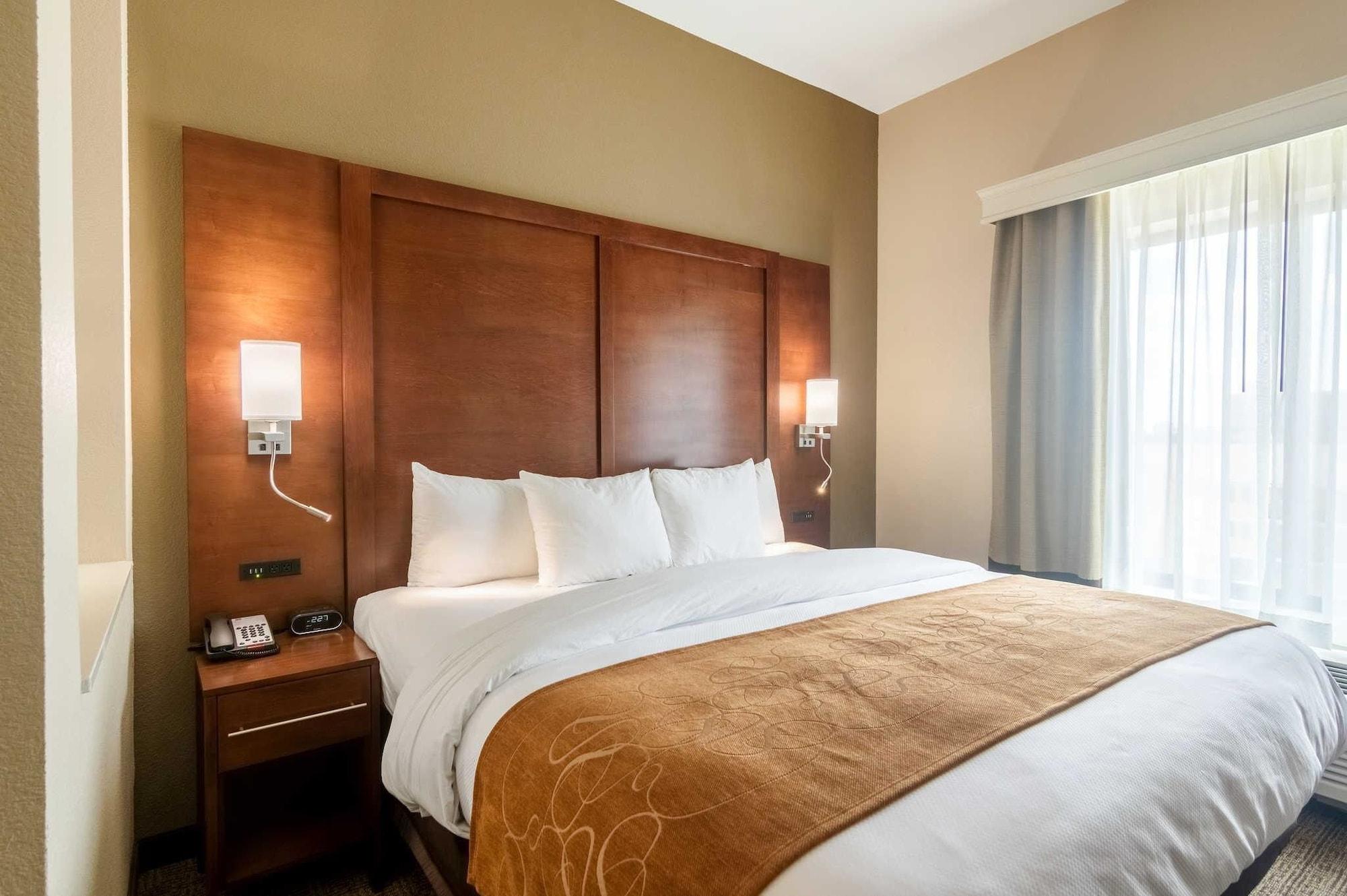 Comfort Suites Fairgrounds West Oklahoma City Buitenkant foto