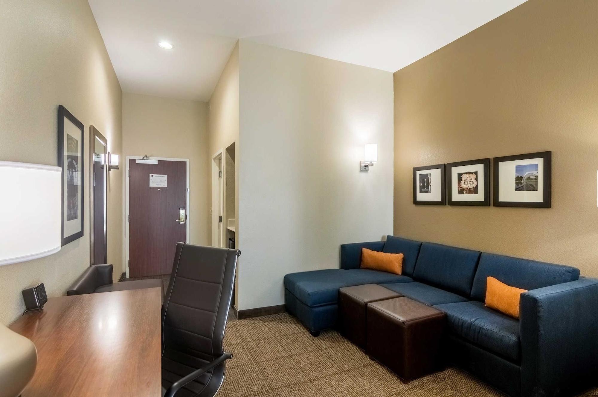 Comfort Suites Fairgrounds West Oklahoma City Buitenkant foto