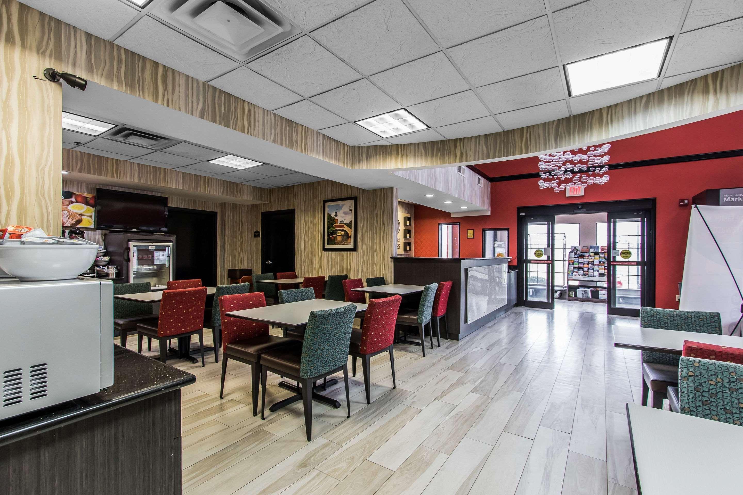 Comfort Suites Fairgrounds West Oklahoma City Buitenkant foto