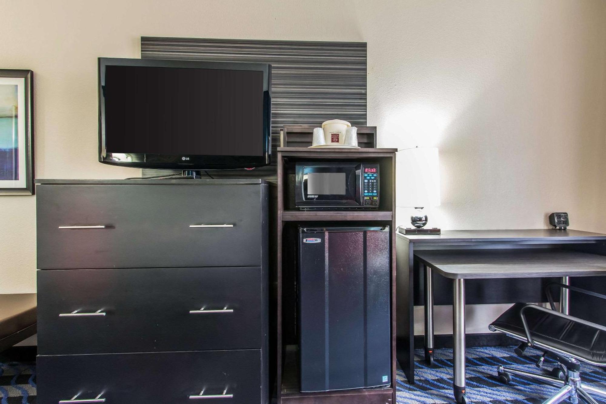Comfort Suites Fairgrounds West Oklahoma City Buitenkant foto