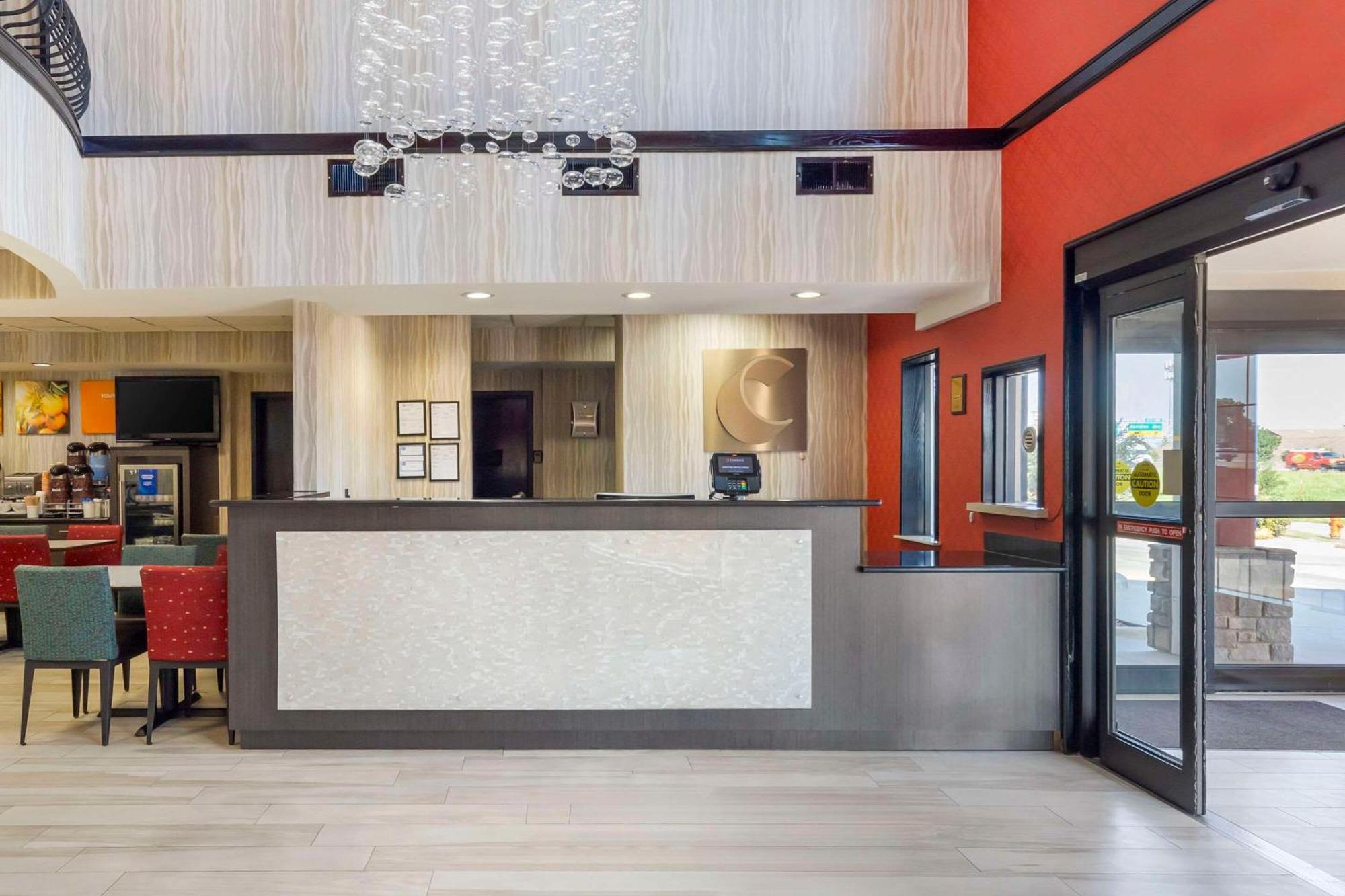 Comfort Suites Fairgrounds West Oklahoma City Buitenkant foto